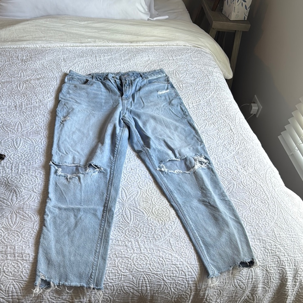 Distressed Light Blue Jeans